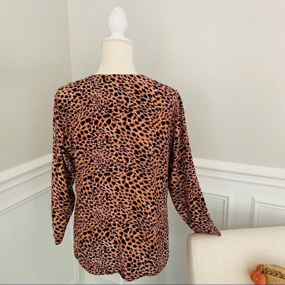 Vintage Leopard Print Button Up Size Medium - Picture 8 of 11
